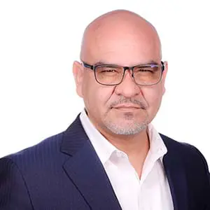 Carlos, Recruiting Principal